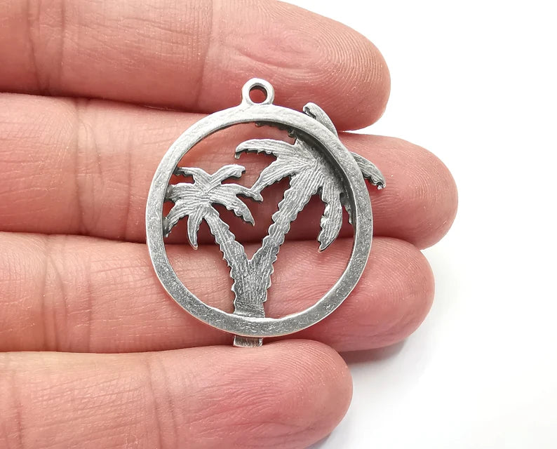 Palm Tree Round Charms Antique Silver Plated Charms (36x31mm) G27923