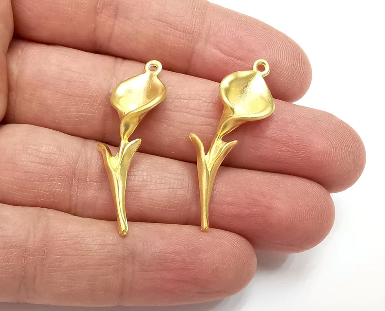 Calla Lily Flower Charms Matte Gold Plated Charm (38x12mm) G27792