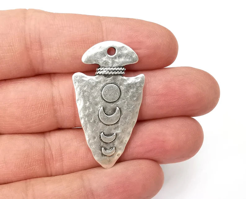 Crescent Moon Arrowhead Charms The phases of the moon, Hammered Ethnic Antique Silver Plated (Double sided) (41x23mm) G27943