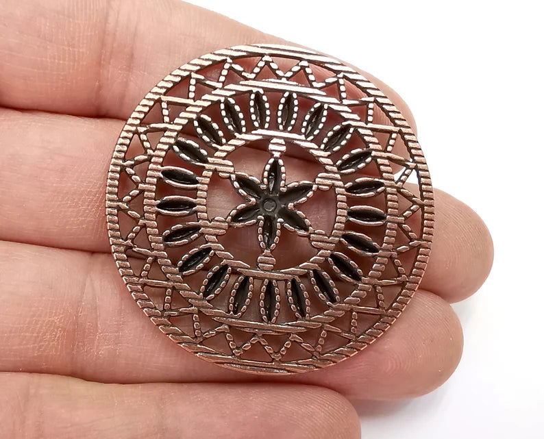 Flower Round Pendant Antique Copper Plated Pendant (46mm) G27826