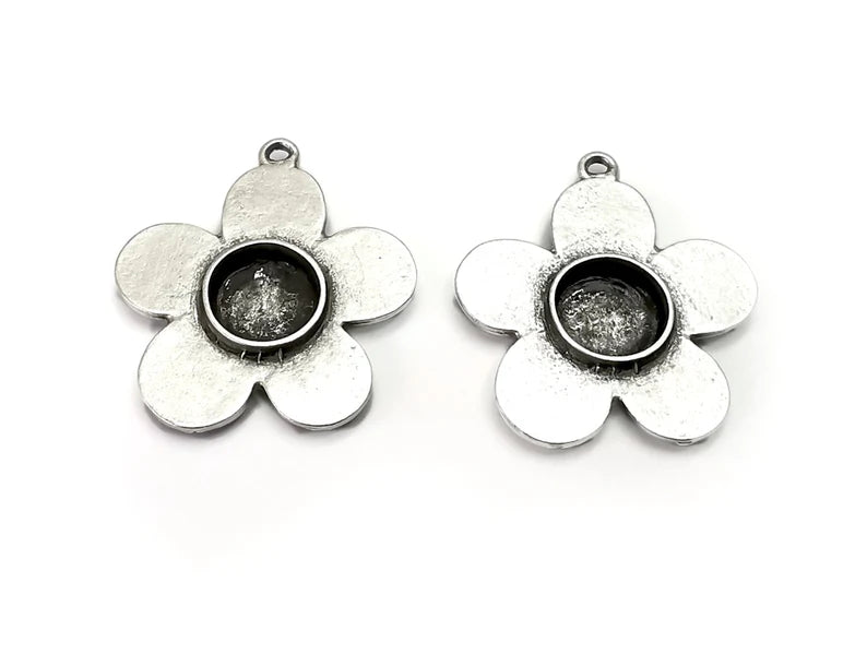 Flower Charms Blank Bezel Resin Bezel Mosaic Mountings Antique Silver Plated Charms (32x29mm) (10 mm Bezel Inner Size) G27954