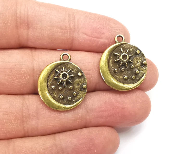 Moon Star Charms Crescent Pendant Antique Bronze Plated Charms (24x20mm) G27965