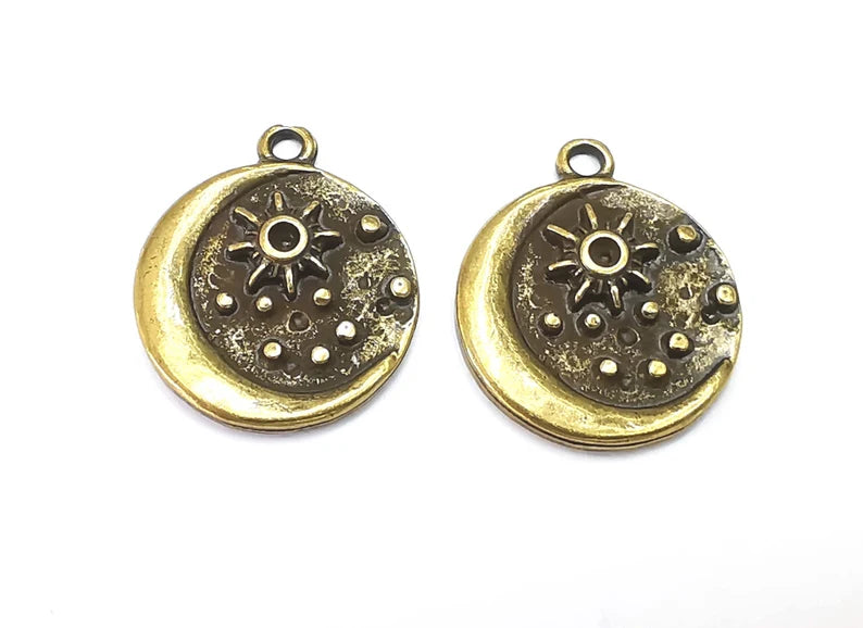 Moon Star Charms Crescent Pendant Antique Bronze Plated Charms (24x20mm) G27965