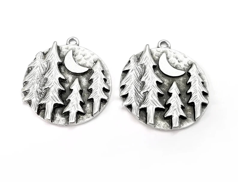 Forest Landscape Pine Tree Crescent Moon Round Charms Pendant Antique Silver Plated Charms (31x28mm) G27994