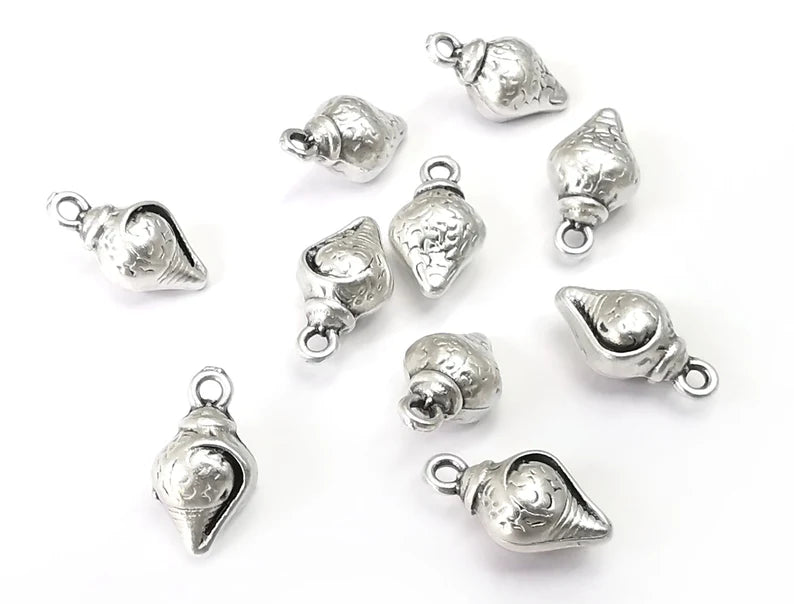 Oyster Sea Shell Charms Beads Antique Silver Plated Charms (15x8mm) G27993