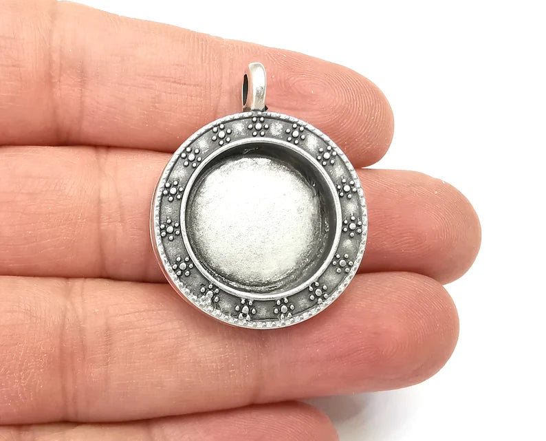 Ethnic Round Pendant Sun Blank Bezel Resin Mosaic Mountings Antique Silver Plated Charms (36x28mm)( 20 mm Bezel Inner Size) G28133