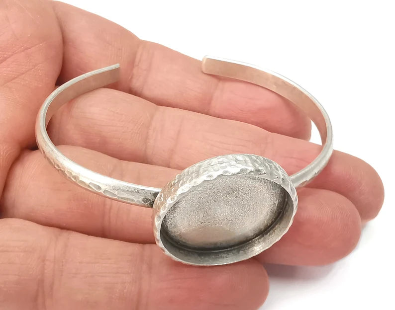 Bracelet Blank Cuff Bezel Resin Cuff inlay Blank Glass Cabochon Base Bezel Hammered Adjustable Antique Silver Bracelet (25mm ) G27946