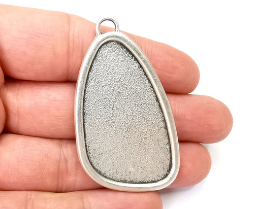 Silver Pendant Blanks, Resin Bezel Bases, Mosaic Mountings, Dry flower Frame, Polymer Clay base, Antique Silver Plated (49x28mm) G28108
