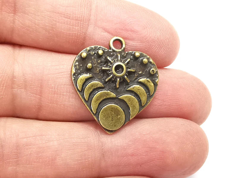 Heart Moon Star Charms Crescent State of The Moon Pendant Antique Bronze Plated Charms (25x23mm) G27968