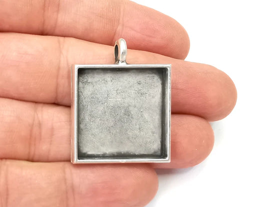 Square Pendant Blanks, Resin Bezel Bases, Mosaic Mountings, Dry flower Frame, Polymer Clay base, Antique Silver Plated (18mm) G28113