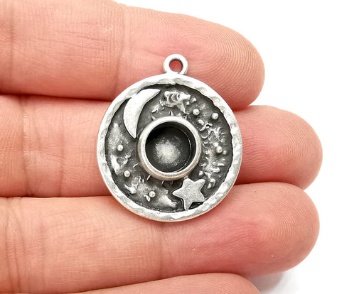 Crescent Moon Star Charms Round Silver Blank Bezel Pendant Antique Silver Plated (8mm Blank) G28129