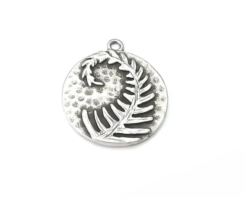 Fern Leaf Charms Hammered Disc Pendant Antique Silver Plated Plated (28x24mm) G28137