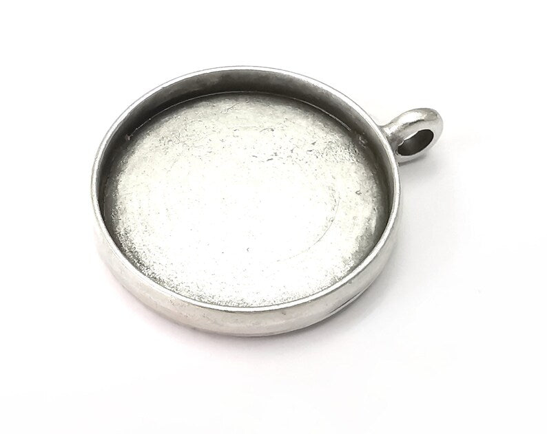 Round Pendant Blanks, Resin Bezel Bases, Mosaic Mountings, Dry flower Frame, Polymer Clay base, Antique Silver Plated (30mm) G28141