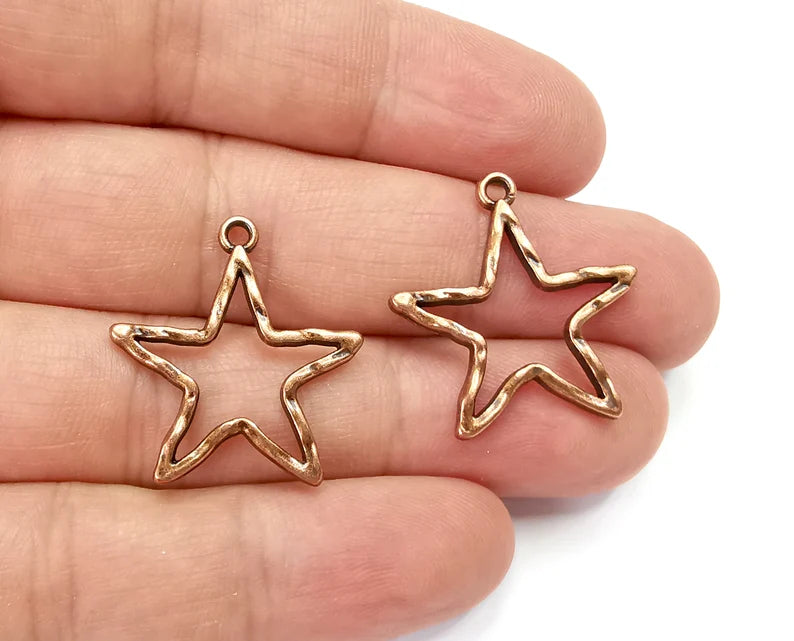 Star Hammered Charms Antique Copper Plated (27x25mm) G28154