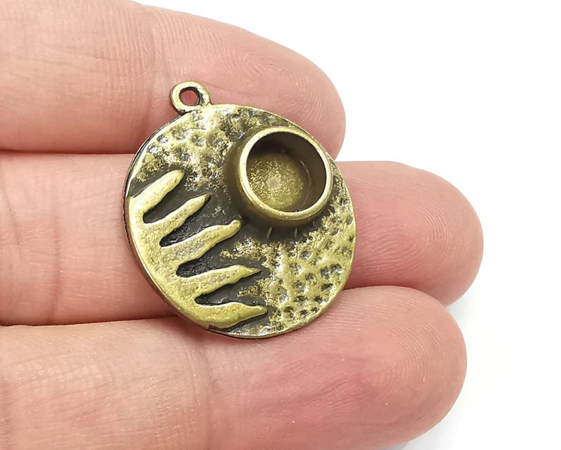 Sun and Moon Charms Blank Resin Bezel Mounting Cabochon Base Setting Antique Bronze Plated (8mm Blank) G28169