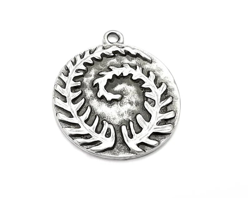 Fern Leaf Charms Hammered Disc Pendant Antique Silver Plated (28x24mm) G28184