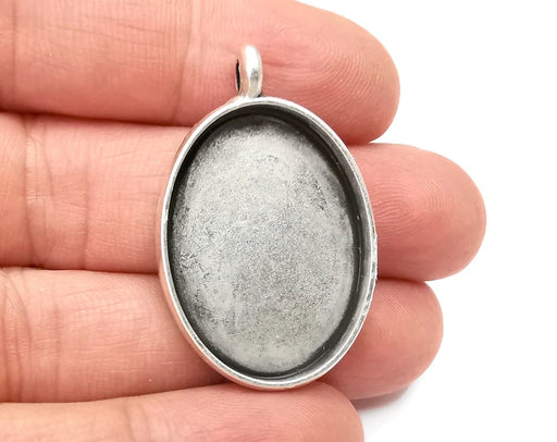 Oval Pendant Blank Resin Bezel Base Mosaic Mountings, Dry flower Frame, Polymer Clay base, Antique Silver Plated (inner size 30x22mm) G28103