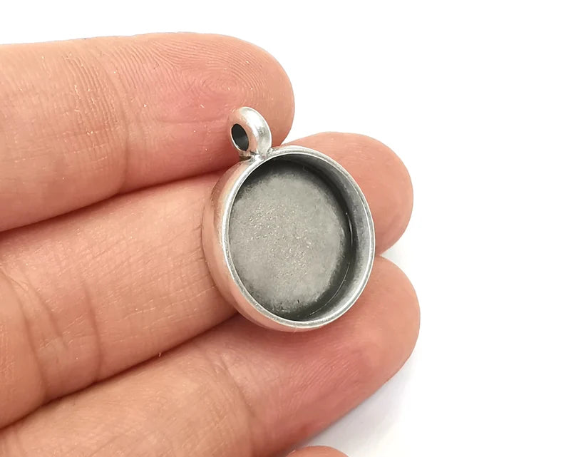 Round Pendant Blanks, Resin Bezel Bases, Mosaic Mountings, Dry flower Frame, Polymer Clay base, Antique Silver Plated (18mm) G28111