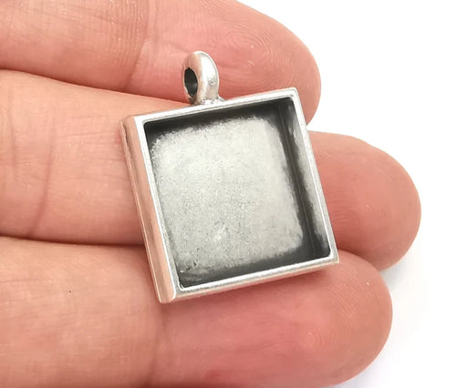 Square Pendant Blanks, Resin Bezel Bases, Mosaic Mountings, Dry flower Frame, Polymer Clay base, Antique Silver Plated (25mm) G28117