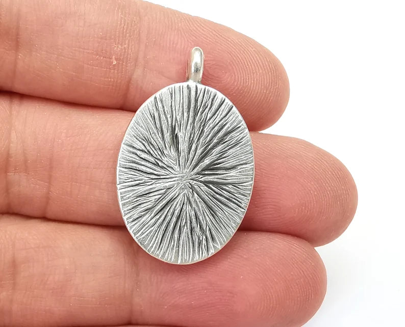 Oval Pendant Blanks, Resin Bezel Bases, Mosaic Mountings, Dry flower Frame, Polymer Clay base, Antique Silver Plated (25x18mm) G28126
