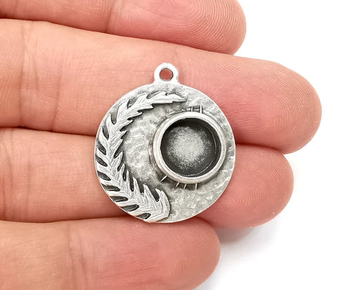 Fern Leaf Feather Charms Disc Silver Blank Bezel Pendant Antique Silver Plated (10mm Blank) G28127