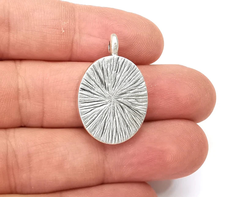 Flower Oval Pendant Blanks, Resin Bezel Bases, Mosaic Mountings, Dry flower Frame, Polymer Clay base, Antique Silver Plated (18x13mm) G28128