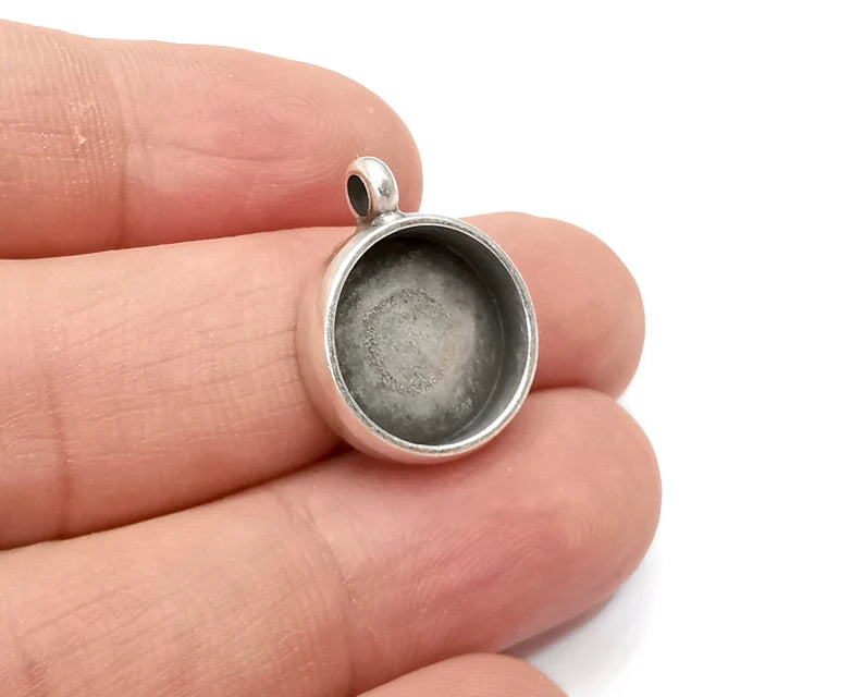Round Pendant Blanks, Resin Bezel Bases, Mosaic Mountings, Dry flower Frame, Polymer Clay base, Antique Silver Plated (14mm) G28131