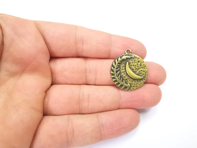 Fern Leaf and Moon Charms Hammered Crescent Pendant Antique Bronze Plated Plated (29x25mm) G28162