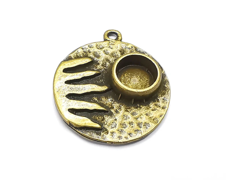 Sun and Moon Charms Blank Resin Bezel Mounting Cabochon Base Setting Antique Bronze Plated (8mm Blank) G28169