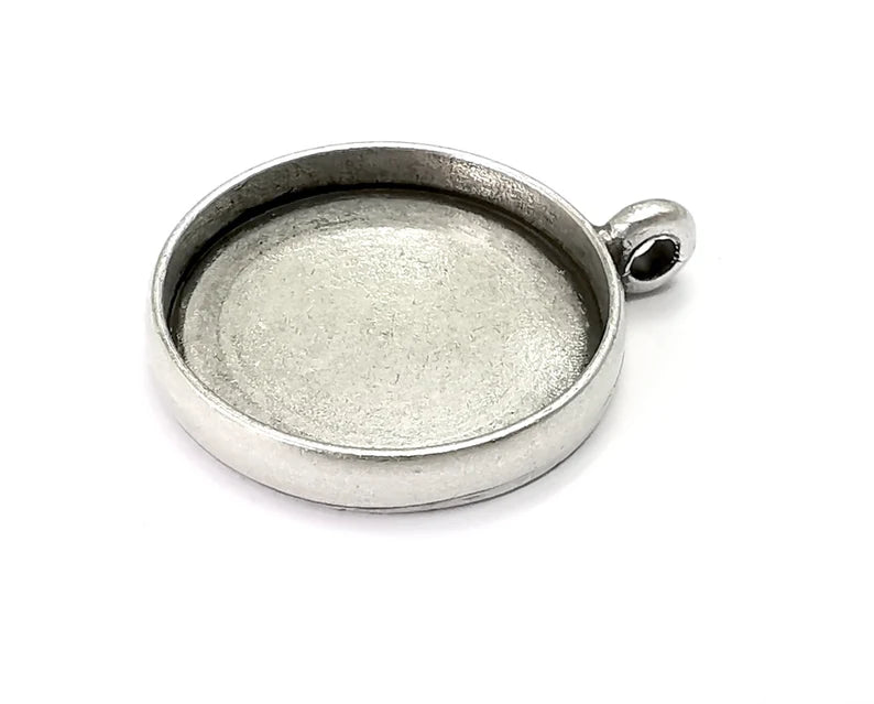 Round Pendant Blanks, Resin Bezel Bases, Mosaic Mountings, Dry flower Frame, Polymer Clay base, Antique Silver Plated (25mm) G28109