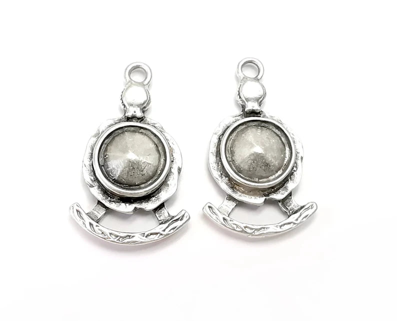 Ethnic Charms Antique silver plated (30x18mm) G28400