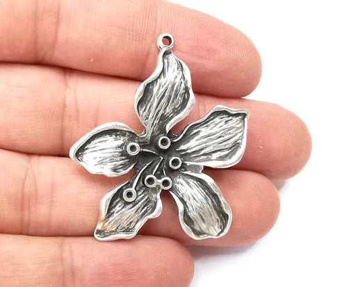 Flower Daisy Charms, SS Cabochon Blank, Antique Silver Plated Floral Charms (42x38mm) G28535