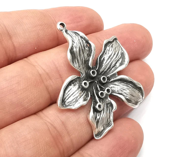 Flower Daisy Charms, SS Cabochon Blank, Antique Silver Plated Floral Charms (42x38mm) G28535