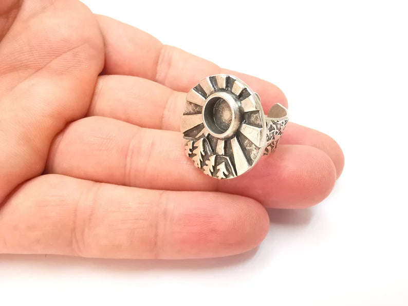 Sunlight Tree Jungle Mountain Ring Blank Setting, Cabochon Mounting, Adjustable Resin Ring Base Bezels, Antique Silver Plated (8mm) G28555