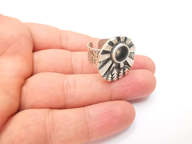 Sunlight Tree Jungle Mountain Ring Blank Setting, Cabochon Mounting, Adjustable Resin Ring Base Bezels, Antique Silver Plated (8mm) G28555