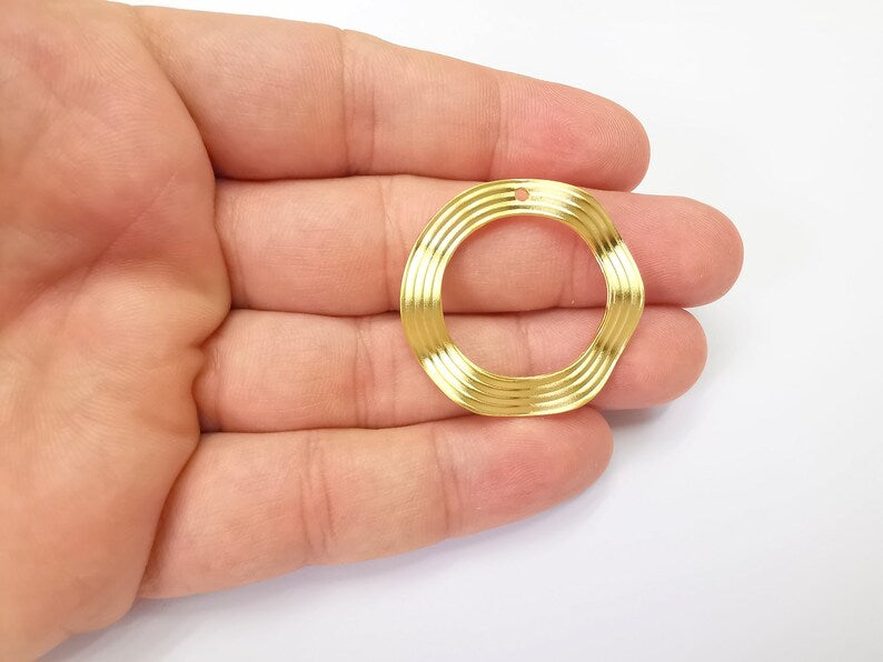 Striped Wavy Gold Circle Gold Plated Findings (35mm) G28577