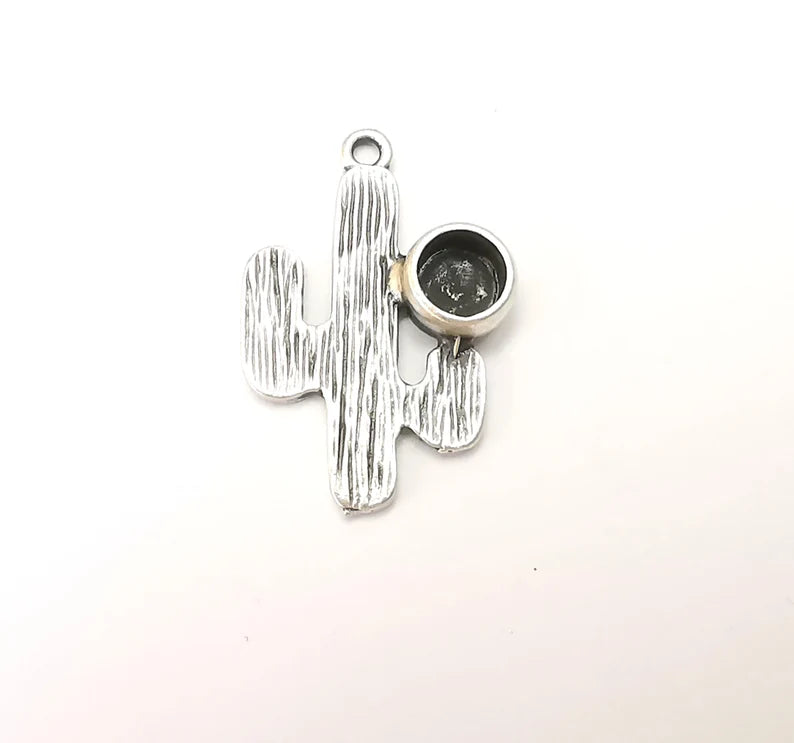 Cactus Charms Pendant Bezel, Resin Blank, inlay Mounting, Mosaic Frame Cabochon Base Dry Flower Setting, Antique Silver Plated (6mm) G28588