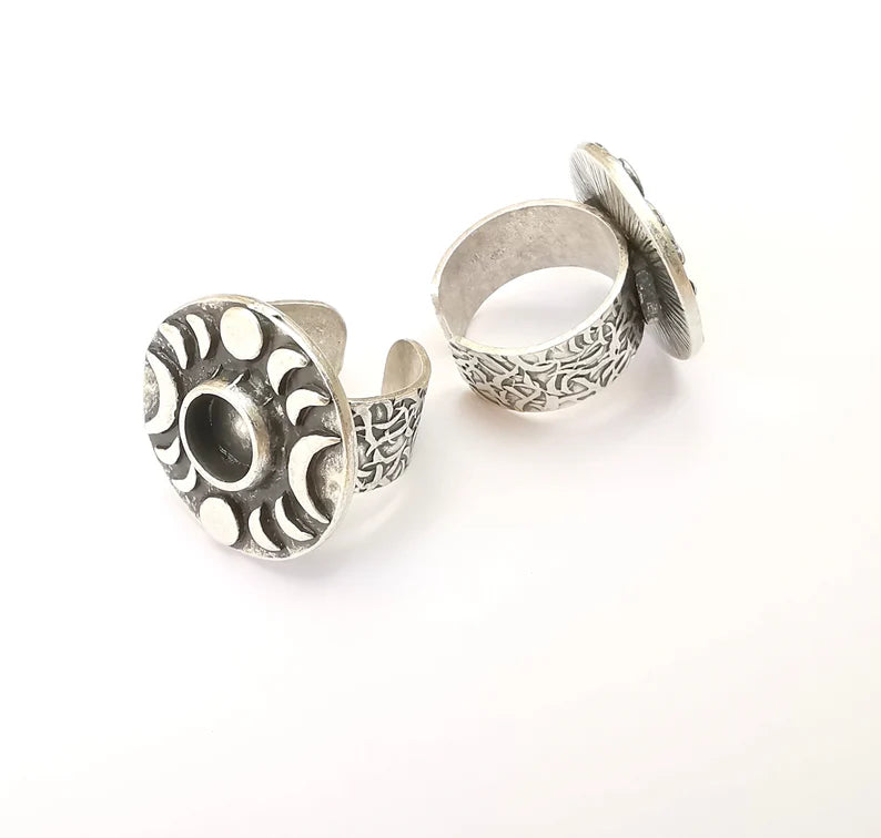 Crescent Moon Ring, The Phases of The Moon Ring Blank Setting, Cabochon Mounting, Adjustable Resin Base Bezels, Antique Silver (8mm) G28590