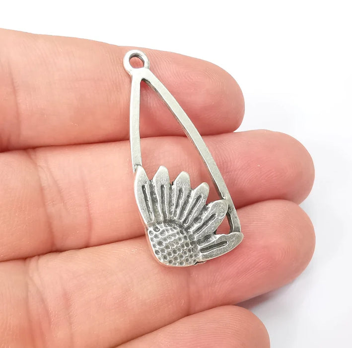 Flowers Charms, Sun flower Charms, Daisy Charms, Antique Silver Plated Plants Charms (38x16mm) G28594