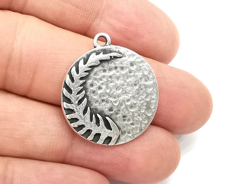 Fern Leaf Charms Hammered Disc Pendant Antique Silver Plated (28x25mm) G28500