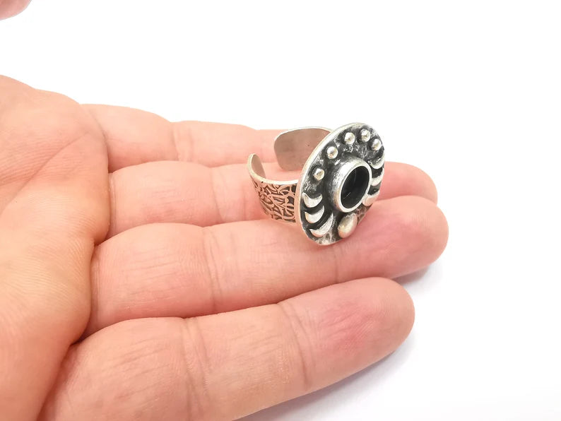 Crescent Moon Ring, The Phases of The Moon Ring Blank Setting, Cabochon Mounting, Adjustable Resin Base Bezels, Antique Silver (8mm) G28626