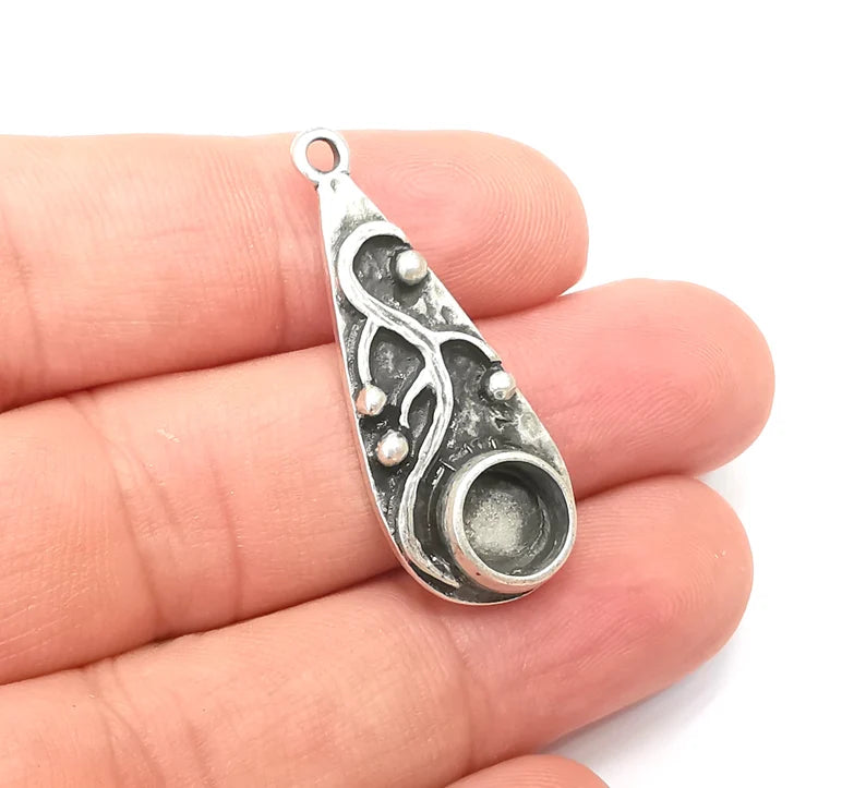 Drop with Buds Pendant Bezel, Resin Blank, inlay Mounting, Mosaic Frame Cabochon Base Dry Flower Setting, Antique Silver Plated (8mm) G28630