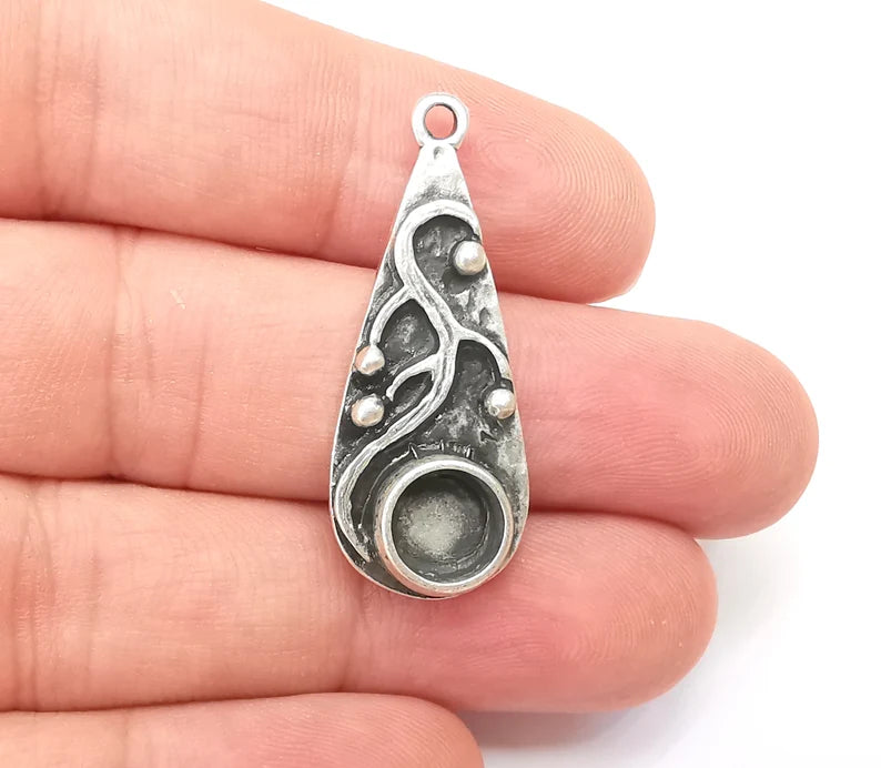 Drop with Buds Pendant Bezel, Resin Blank, inlay Mounting, Mosaic Frame Cabochon Base Dry Flower Setting, Antique Silver Plated (8mm) G28630