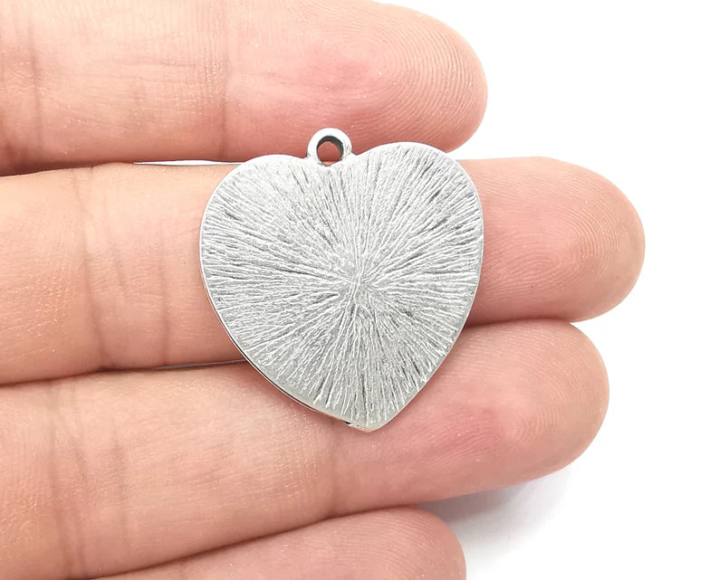 Hearts Charms Hammered Crescent Pendant Antique Silver Plated (28x27mm) G28504