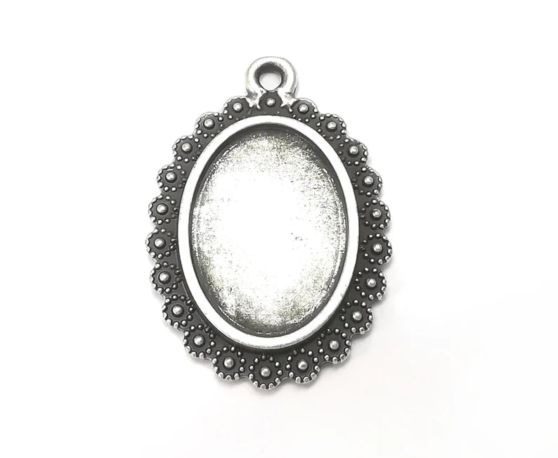 Oval Charm Bezel, Resin Blank, inlay Mounting, Mosaic Pendant Frame, Cabochon Base,Dry Flower Setting,Antique Silver Plated 25x18mm G28641