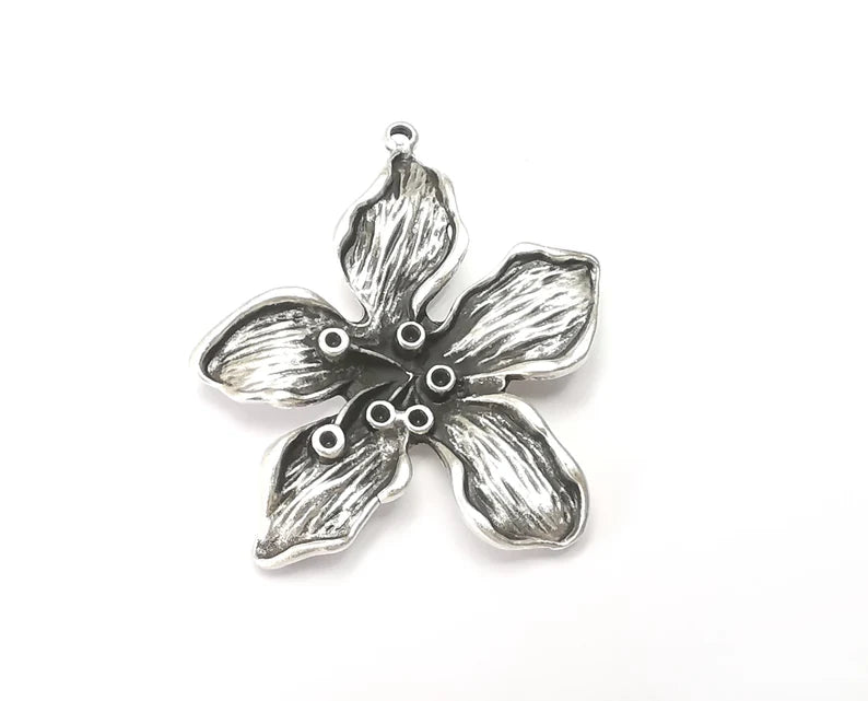 Flower Daisy Charms, SS Cabochon Blank, Antique Silver Plated Floral Charms (42x38mm) G28535