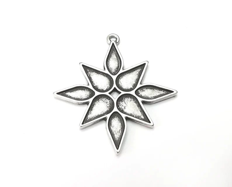 Star Charms, Antique Silver Plated Charms (43x40mm) G28537