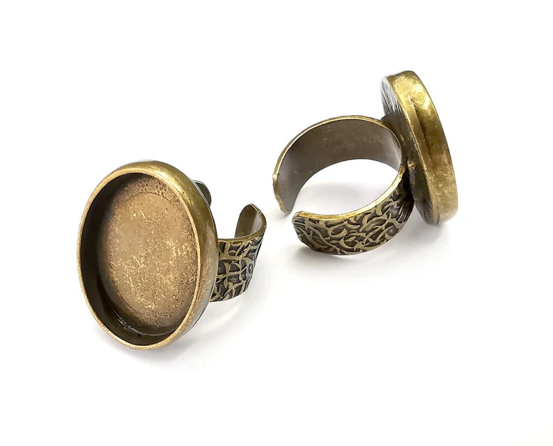 Oval Ring, Branch Ring Blank Setting, Cabochon Mounting, Adjustable Resin Base Bezels, Antique Bronze Plated (25x18mm) G28692