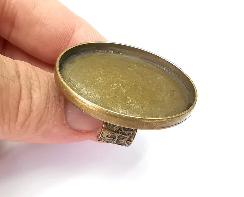 Oval Ring, Branch Ring Blank Setting, Cabochon Mounting, Adjustable Resin Base Bezels, Antique Bronze Plated (40x30mm) G28697