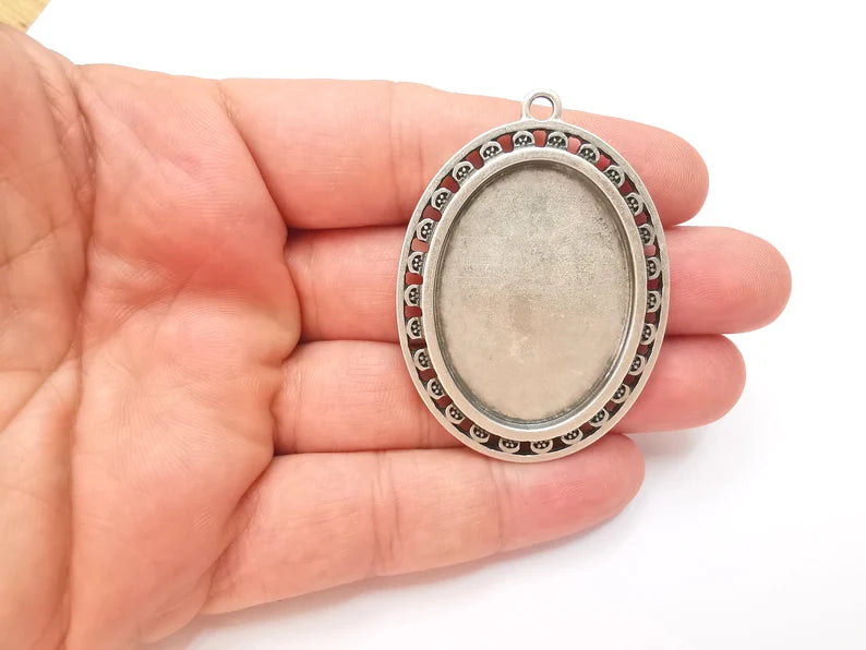 Oval Pendant Bezels, Resin Blank, inlay Mountings, Mosaic Frame, Cabochon Bases, Dry Flower Setting, Antique Silver Plated (40x30mm) G28560